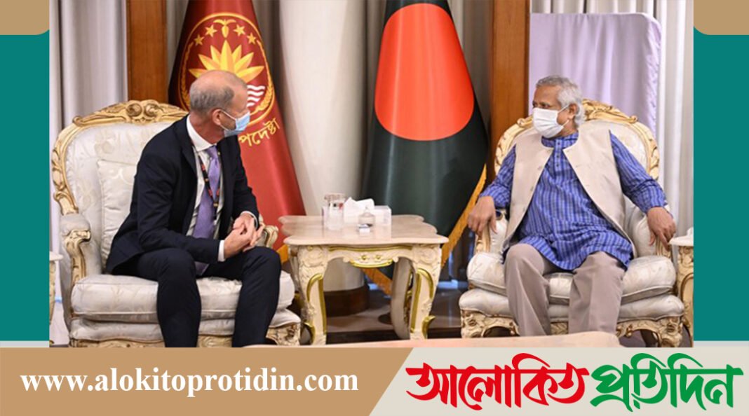 বাংলাদেশ সমৃদ্ধ হলে দক্ষিণ এশিয়া উন্নত হবে: প্রধান উপদেষ্টা 