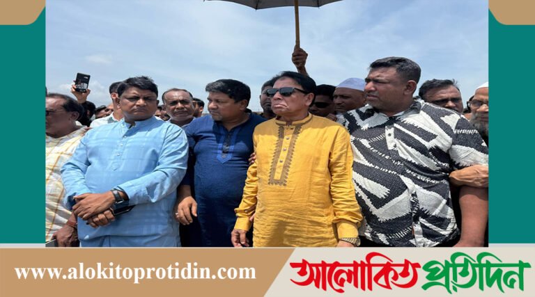 নোয়াখালী জলাবদ্ধতার উৎসমুখ বাঁধ পরিদর্শনে জেলা বিএনপি 