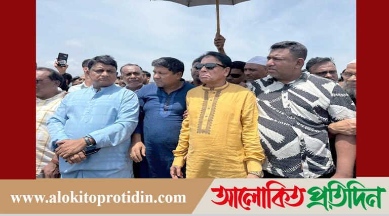 নোয়াখালী জলাবদ্ধতার উৎসমুখ বাঁধ পরিদর্শনে জেলা বিএনপি!
