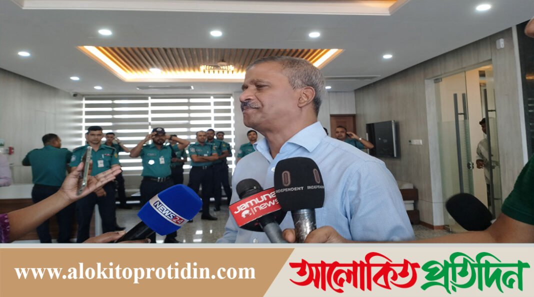আগামী ফেব্রুয়ারিতেই নির্বাচন, এরপর আমরা বিদায় নেব : আসিফ নজরুল