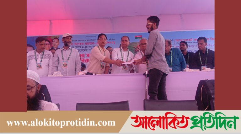 রশিদুজ্জামান মিল্লাত-এর নেতৃত্বে জামালপুরে শহীদ ও আহত পরিবারদের সহায়তা বিতরণ