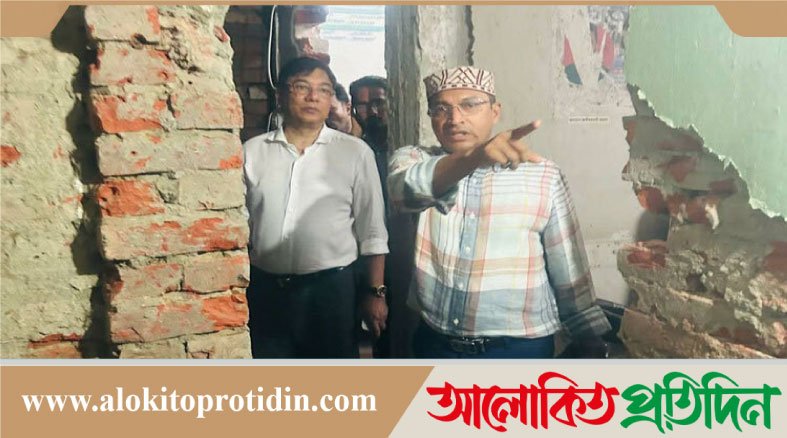 তারেক রহমানের প্রত্যাবর্তন ঘিরে রাজধানীর নয়াপল্টনে কেন্দ্রীয় কার্যালয়ে সংস্কারের ব্যস্ততা