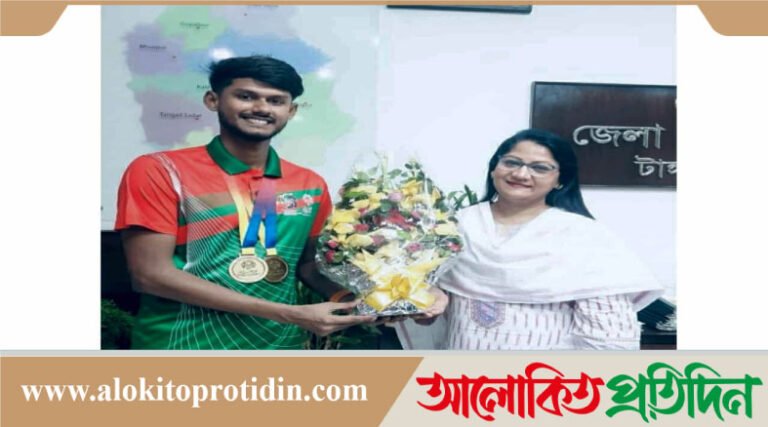 বিশ্ব চ্যাম্পিয়ন স্বর্ণপদক জয়ী বাকপ্রতিবন্ধী স্মরণের পাশে টাঙ্গাইলের ডিসি