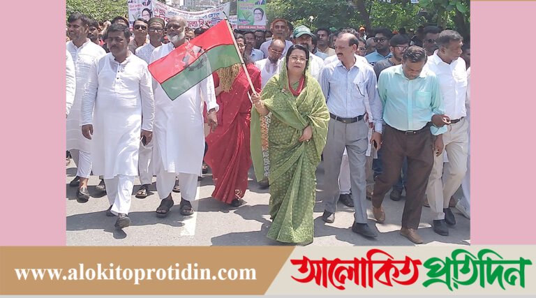 মানিকগঞ্জে উৎসবমুখর পরিবেশে বিএনপির প্রতিষ্ঠা বার্ষিকী উদযাপন