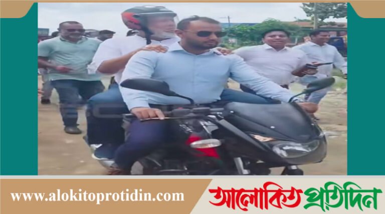 যানজটে আটকে পড়ে উপদেষ্টা এলেন বাইকে চড়ে