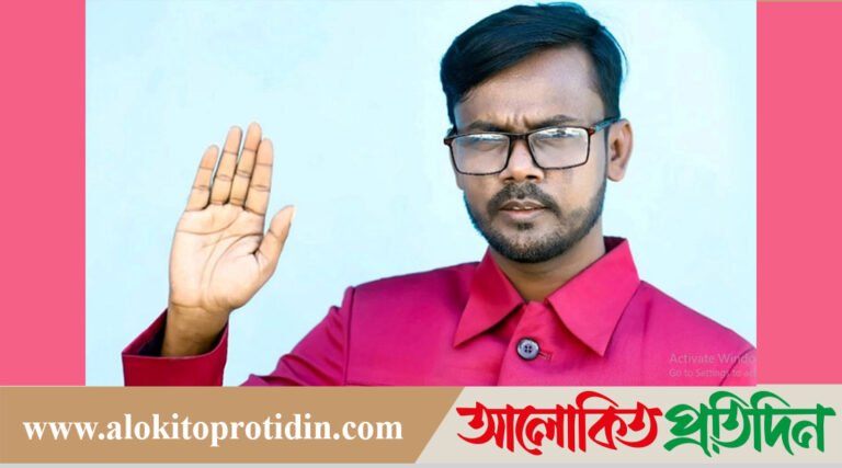 রিয়া মনিকে তিন তালাক দিয়ে ‘জুতাপেটা’র কথা বললেন আলম!