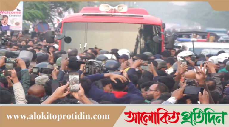 ১৯ বছর পর জিয়াউর রহমানের কবরের পাশে তারেক রহমান