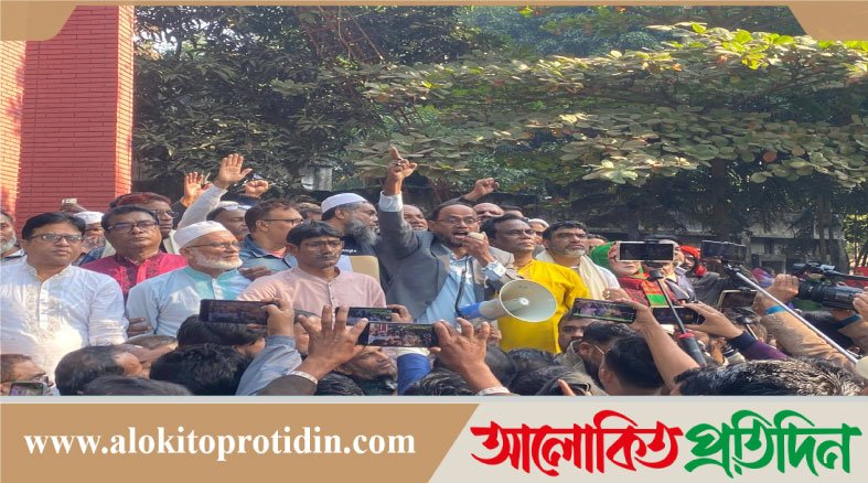 একাত্তরের পরাজিত শক্তিরা আবারও মাথাচাড়া দিয়ে উঠেছে: সুলতান সালাউদ্দিন টুকু 