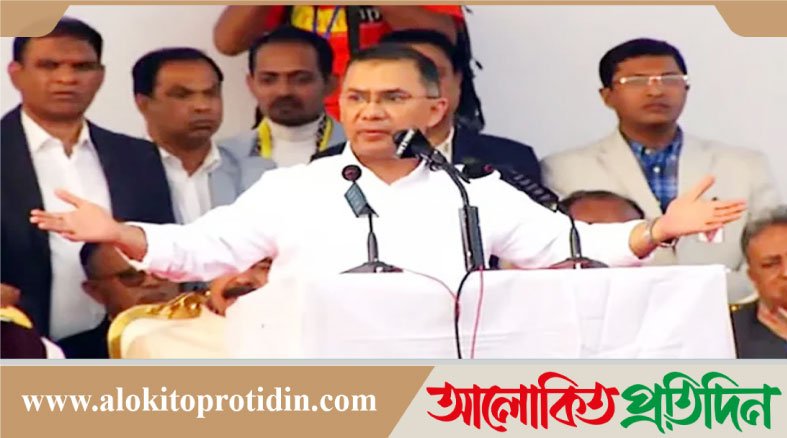 ঢাকায় উচ্ছ্বসিত জনতার ঢল