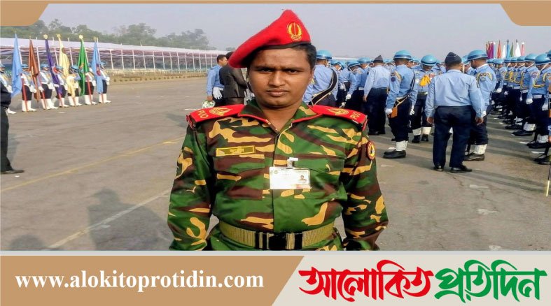 মানিকগঞ্জে শ্রেষ্ঠ বিএনসিসি শিক্ষক হলেন দেবেন্দ্র কলেজের জাফর ইকবাল