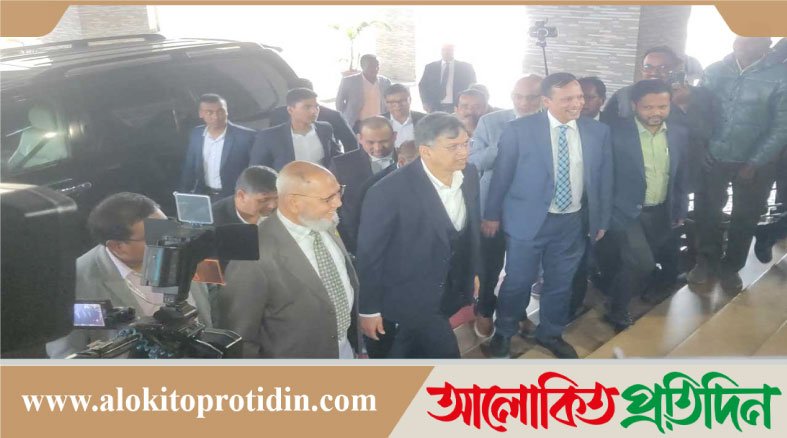 সিইসির সঙ্গে বৈঠক করতে বিএনপির প্রতিনিধিদল নির্বাচন ভবনে