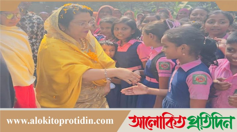 নির্বাচনী আমেজে মেতেছে কোমলমতি শিশুরাও