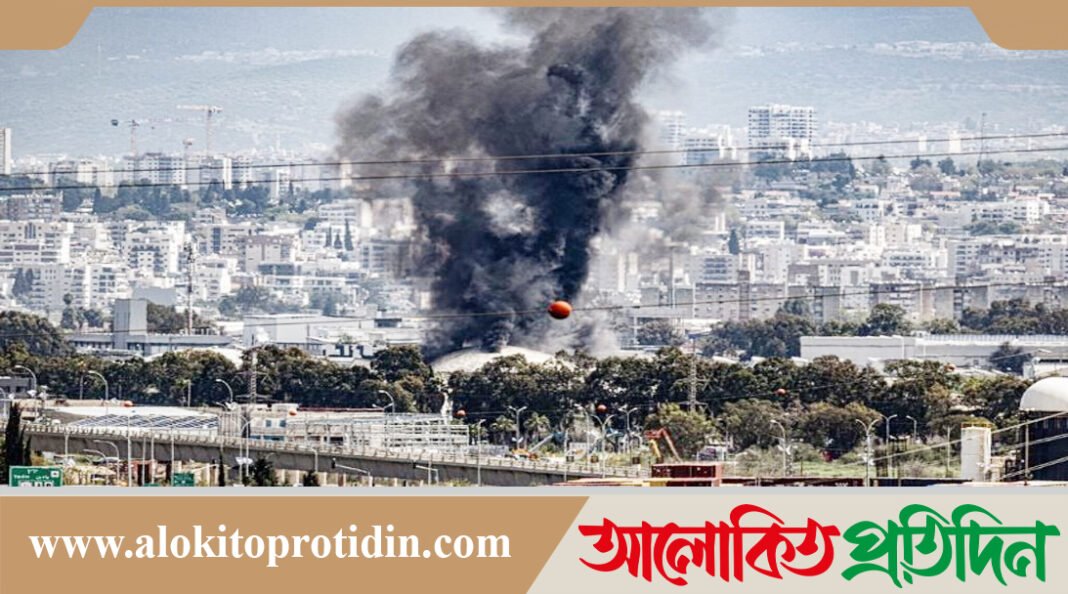 ই*রা*নের ক্ষে*পণাস্ত্রের আঘাতে ইসরায়েলের তেল শোধনাগারে আ*গুন