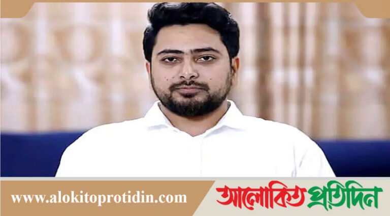 ওমরাহ করতে সৌদি আরবে পৌঁছলেন নাহিদ ইসলাম
