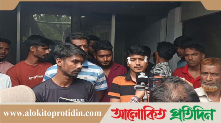 মোটরসাইকেল চালানোকে কেন্দ্র করে স*ন্ত্রাসী হা*মলা