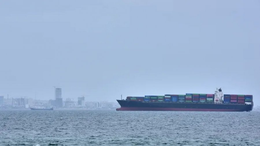 হরমুজে বন্ধুপ্রতিম দেশের জন্য ট্রানজিট ফি ছাড় দিলো ই*রান