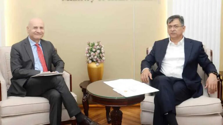 ইতালির সঙ্গে সম্পর্ককে বিশেষ গুরুত্ব দিচ্ছে বাংলাদেশ: স্বরাষ্ট্রমন্ত্রী