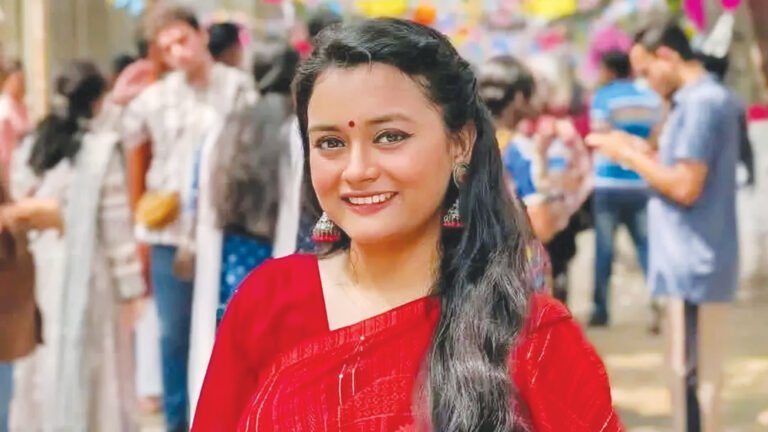 বাসা থেকে ঢাবি শিক্ষার্থীর মর*দেহ উদ্ধার, চিরকুটে নাম লেখা শিক্ষকের