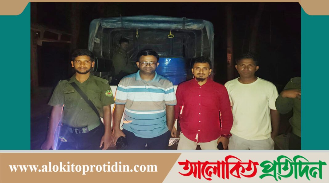 সাতকানিয়ায় গোপন সংবাদের ভিত্তিতে ৪০০ লিটার জ্বালানি জব্দ