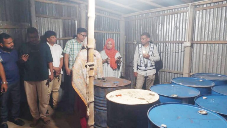 সারিয়াকান্দিতে মজুদকৃত ৪ হাজার লিটার ডিজেল জব্দ