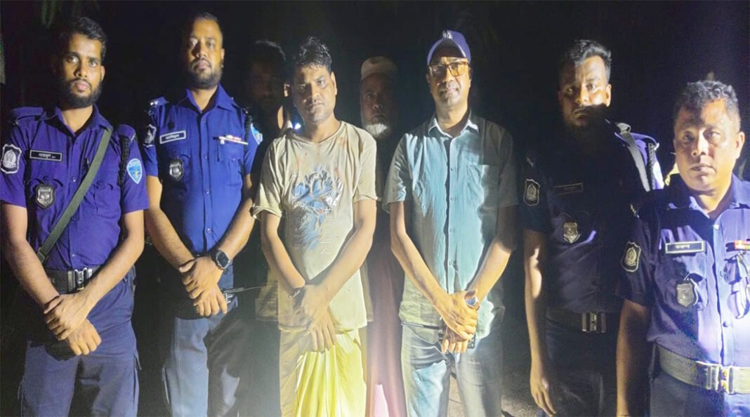 রামুর পাহাড়ি অঞ্চলে রুদ্ধশ্বাস অভিযানে অপহৃত রুস্তম উদ্ধার