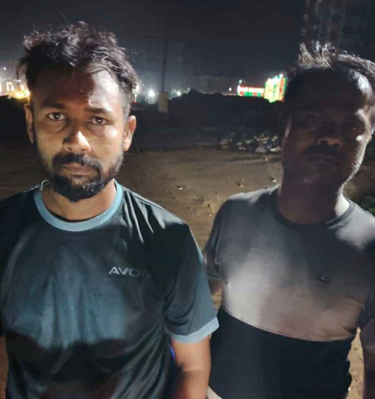 কুমিল্লায় গভীর রাতে মাছের গাড়ি ডাকাতির চেষ্টাকালে আটক-২, বুড়িচং থানায় ৪ জনের বিরুদ্ধে মা*মলা