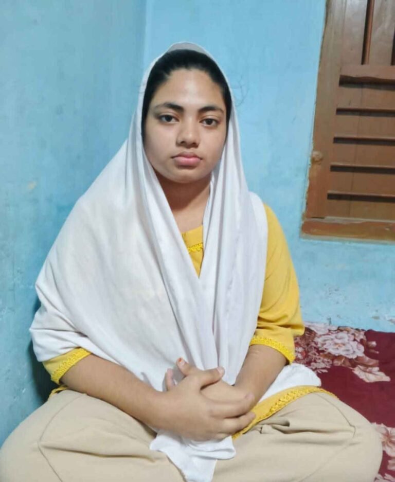 গোবিন্দগঞ্জে সনাতন ধর্ম ত্যাগ করে ইসলাম গ্রহণ করলেন ইনায়া আক্তার স্বর্ণা