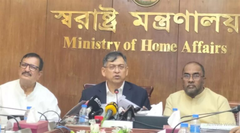 পর্যায়ক্রমে সেনাবাহিনী মাঠ থেকে প্রত্যাহা#র করা হবে: স্বরাষ্ট্রমন্ত্রী!