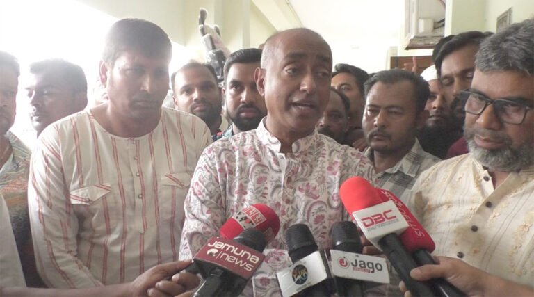চুয়াডাঙ্গার দামুড়হুদায় উৎসবমুখর নজরুলের জন্মজয়ন্তীর সমাপনী অনুষ্ঠানে: আইনমন্ত্রী 