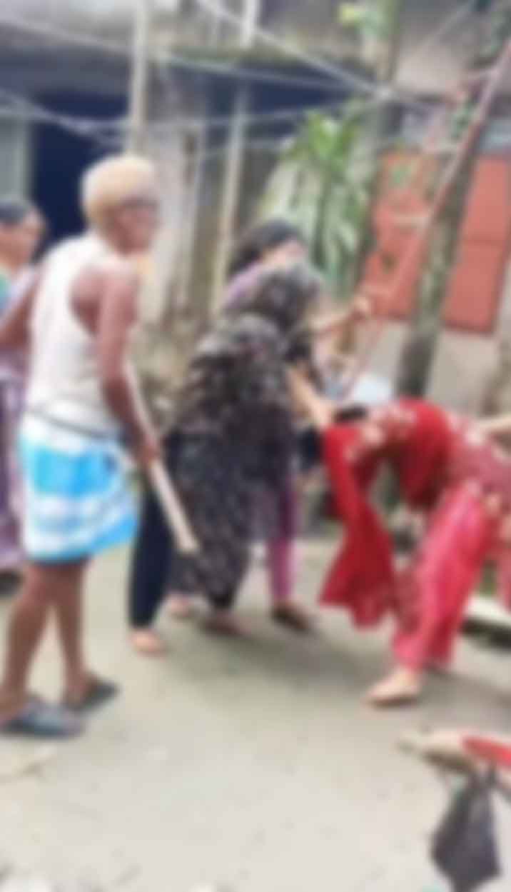 নোয়াখালী প্রবাসী পরিবারের ওপর হা*মলার অ*ভিযোগ, আ*হত ৩