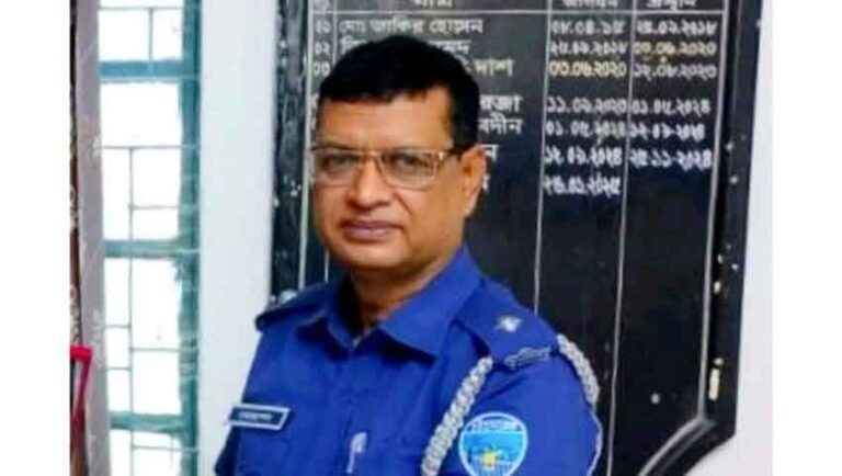নোয়াখালীতে কিশোরীকে ধ*র্ষ*ণের অ*ভিযোগে পুলিশ কর্মকর্তা ক্লো*সড