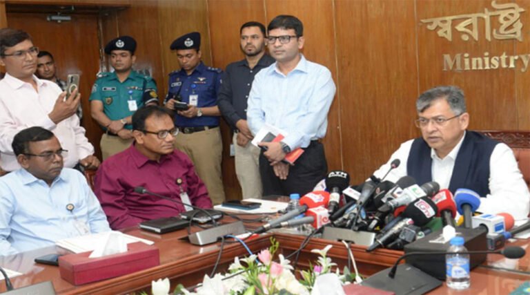 আই#ন অনুযায়ী সব সুযোগ-সুবিধা পাবেন সাবে*ক রাষ্ট্রপতি সাহাবুদ্দিন: স্বরাষ্ট্রমন্ত্রী