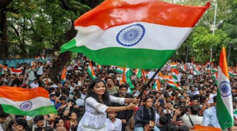 ভারতজুড়ে এখন একটিই স্লোগা#ন ‘এবার মোদির পালা’