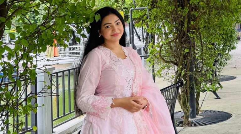 ‘তোমাকে ছাড়া এখনো বেঁচে আছি: সাদিয়া জাহান প্রভা