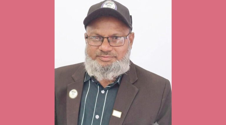 কক্সবাজার মেডিকেল কলেজের ভারপ্রাপ্ত অধ্যক্ষ ডা. মুজিব