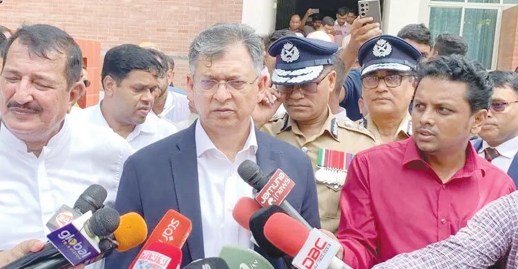 আইনের শাসন প্রতিষ্ঠায় জনবান্ধব পুলিশ গড়ার আহ্বান স্বরাষ্ট্রমন্ত্রীর