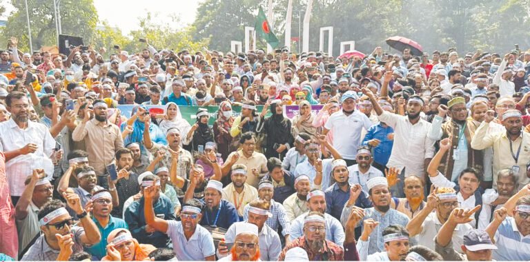 সরকারের আশ্বাসে শাহবাগের আন্দোলন প্রত্যাহার নতুন শিক্ষকদের