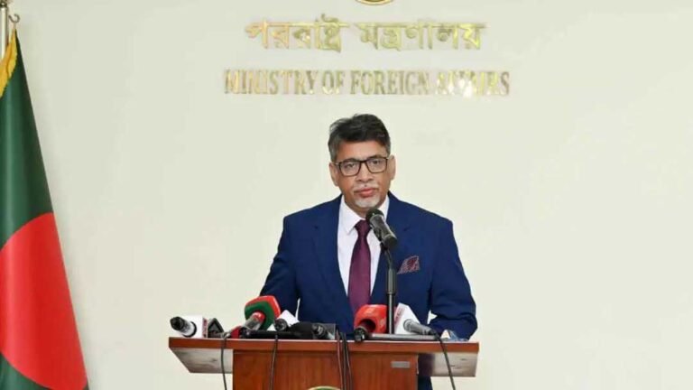 অনুকূল পরিবেশ না হ‌লে ভারত সফ‌র করবেন না প্রধানমন্ত্রী