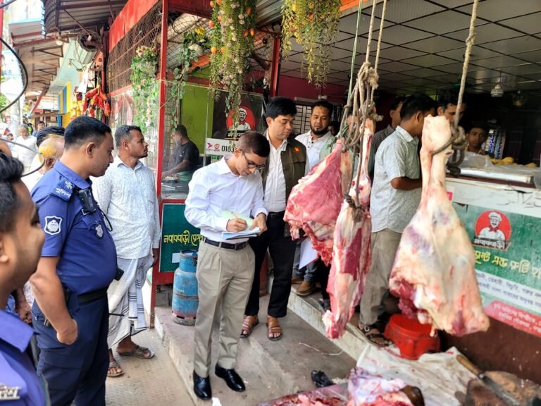 কক্সবাজারে ভোক্তা অধিকারের অ*ভিযান,৫ প্রতিষ্ঠানকে জ*রিমানা