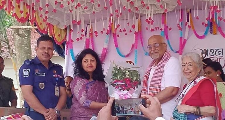 এলেঙ্গা জমিদারবাড়িতে শাওনে ডালা উপলক্ষে দুই দিনব্যাপী মেলা