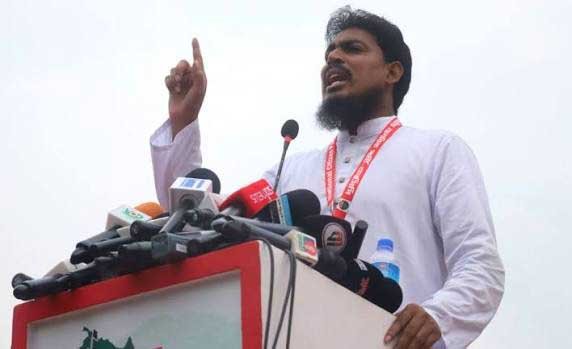 জুলাই যো*দ্ধাদের ওপর হা*মলার প্র*তিবাদে রাষ্ট্রীয় অনুষ্ঠান ছেড়ে গেলেন আখতার