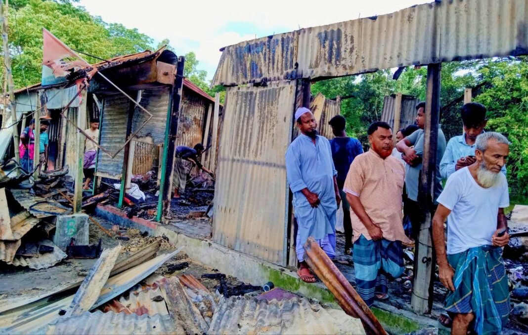 পৌজান বাজারে অ*গ্নিকা*ণ্ডে ছয় দোকান পু*ড়ে ছা*ই, ১৬ লাখ টাকার ক্ষতি