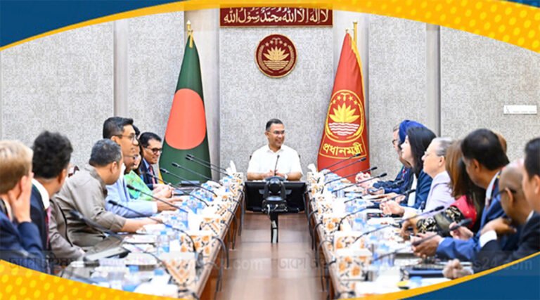 প্রধানমন্ত্রীর সঙ্গে ইউএস-বাংলাদেশ বিজনে*স কাউন্সিলের বৈঠ*ক