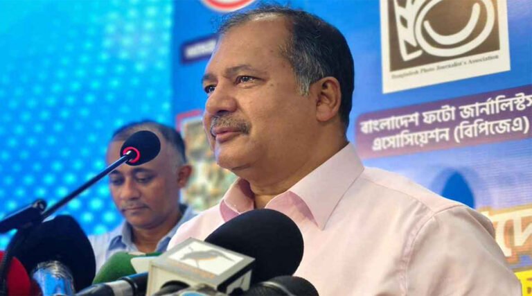 সংসদের চেয়ে রা#জপথকে প্রাধান্য গণতন্ত্রের জন্য শুভ নয়: তথ্যমন্ত্রী