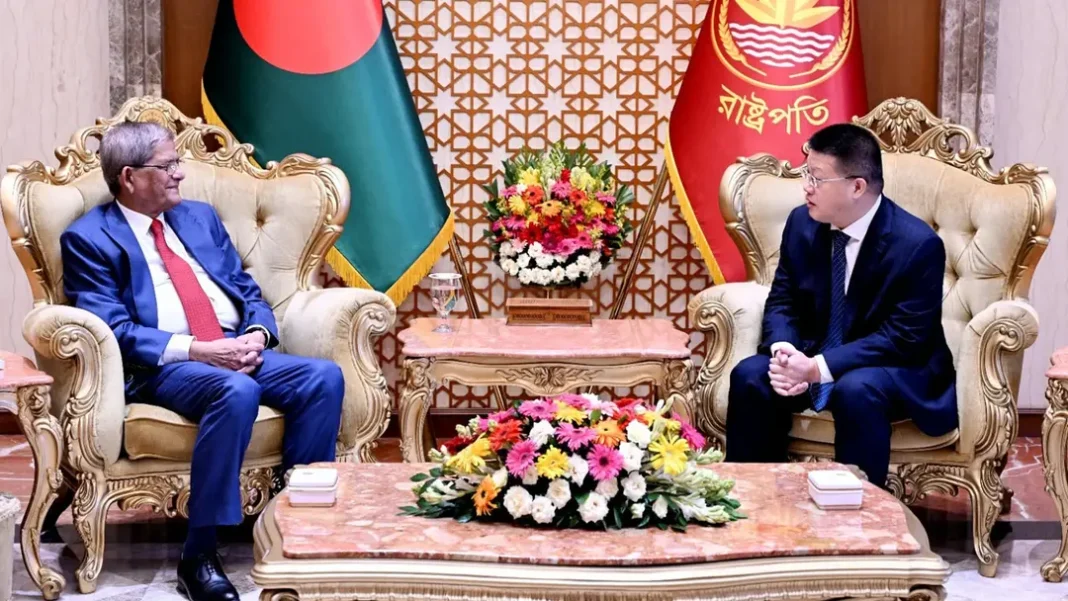 চীনের বিনিয়োগ বাড়ানো ও রোহিঙ্গাদের মর্যাদাপূর্ণ প্রত্যাবাসনে সহায়তার আহ্বান রাষ্ট্রপতির