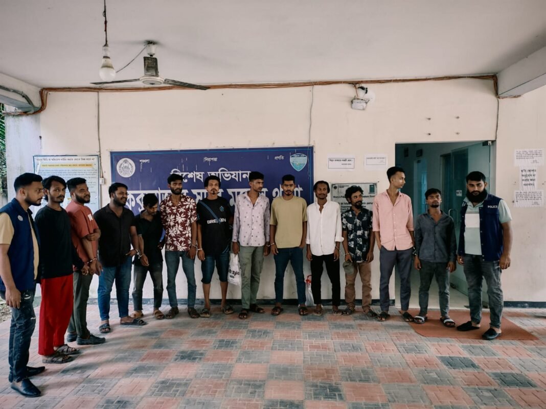 কক্সবাজার সদরে বিভিন্ন অ*পরাধে গ্রে*ফতার-২২