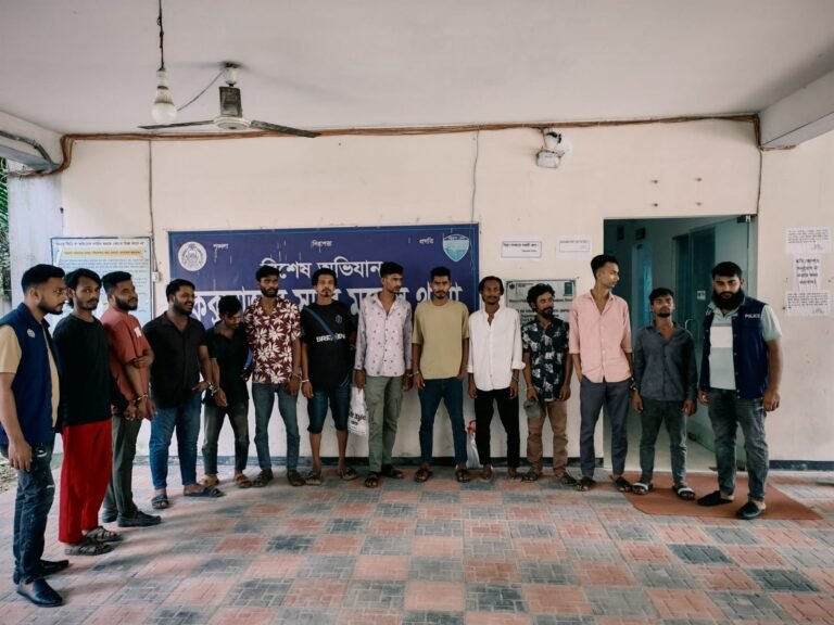 কক্সবাজার সদরে বিভিন্ন অ*পরাধে গ্রে*ফতার-২২