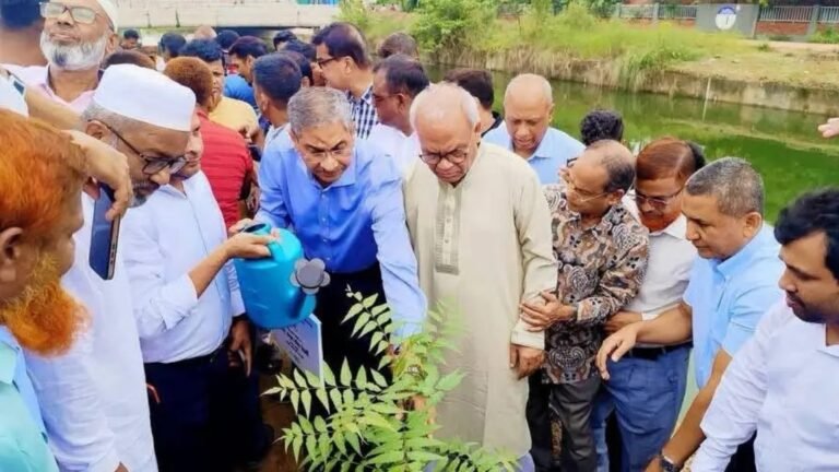 জনগণের স্বার্থের বিপরীতে কোনো পদক্ষেপ নেয়নি সরকার: রিজভী