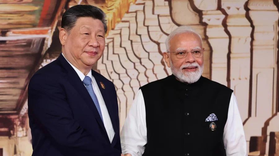 ব্রিকস সম্মেলন করেও মোদির নৈশভোজে গেলেন না শি জিনপিং