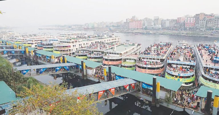 জ্বালানির দাম বাড়ায় বাসের পর লঞ্চের ভাড়াও বাড়ল